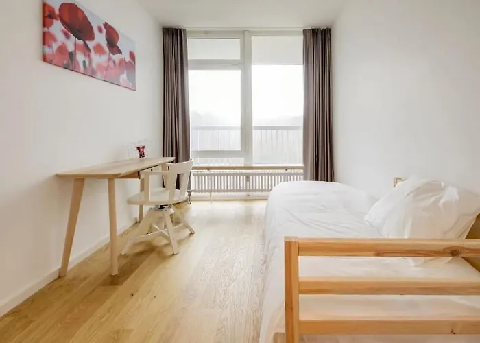 Modern 2 Bedroom With Pool And Gym