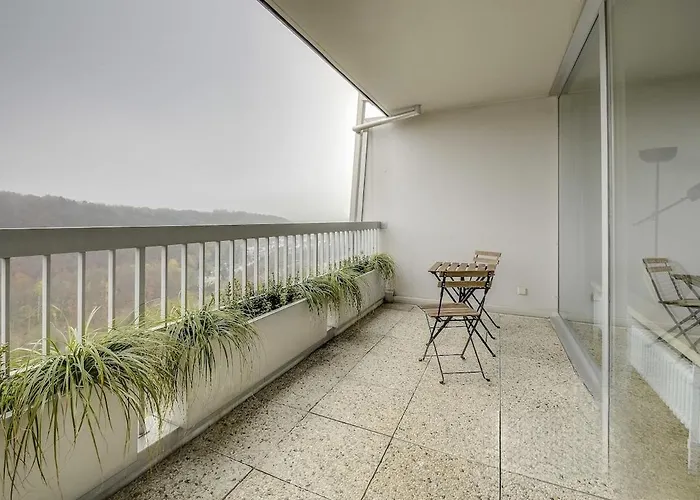 Modern 2 Bedroom With Pool And Gym דירה *