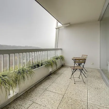 Modern 2 Bedroom With Pool And Gym Apartment *